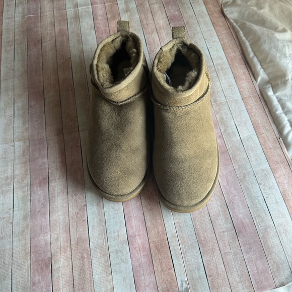 UGG Tan Suede Sheepskin-Lined Booties - Picture 3 of 4